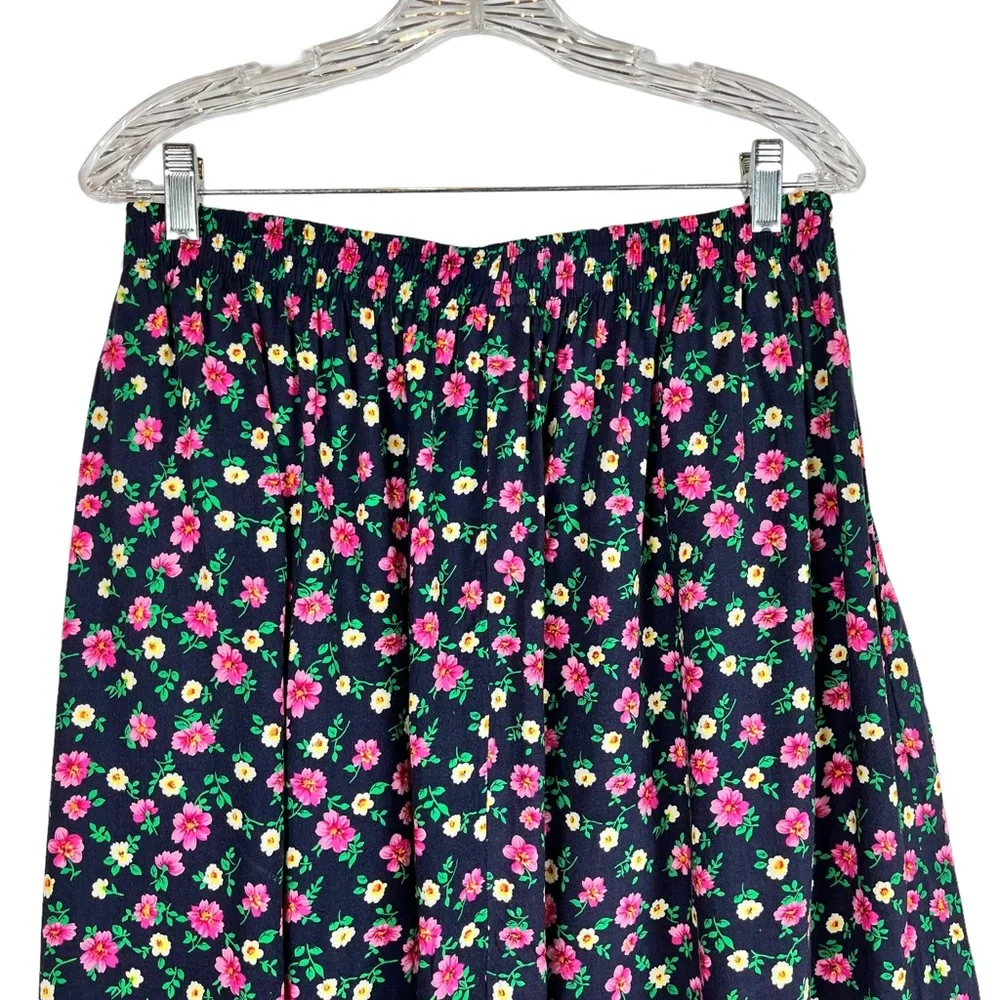 Appleseeds Vintage Floral Skirt with Pockets